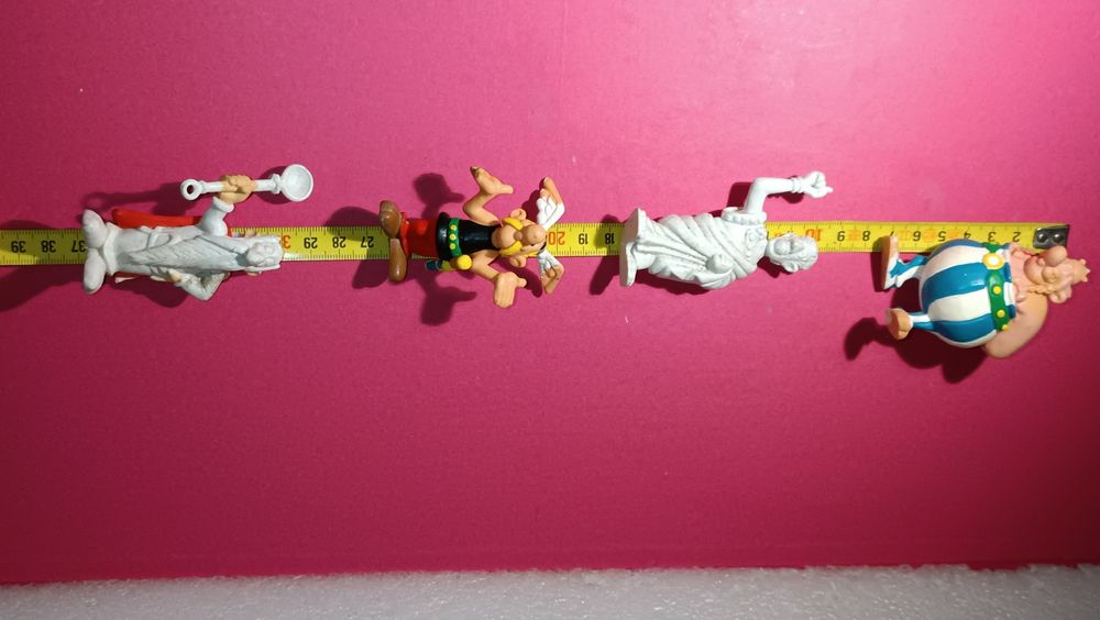 antigas figuras Astérix e Obelix da  uderzo fabricadas na Bélgica 1994