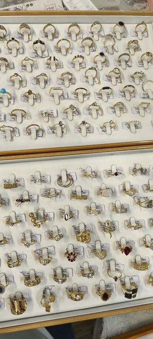 Pierścionek z onyxem w złocie próby 585 14 karatowe sklep certyfikat