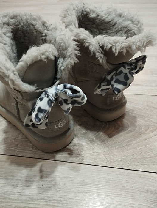 UGG Mini Bailey Bow Velvet Leopard size 38