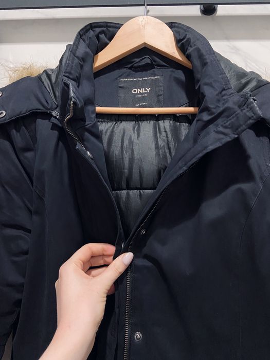 Granatowa kurtka parka puchowa z kapturem Only rozm. M / 38