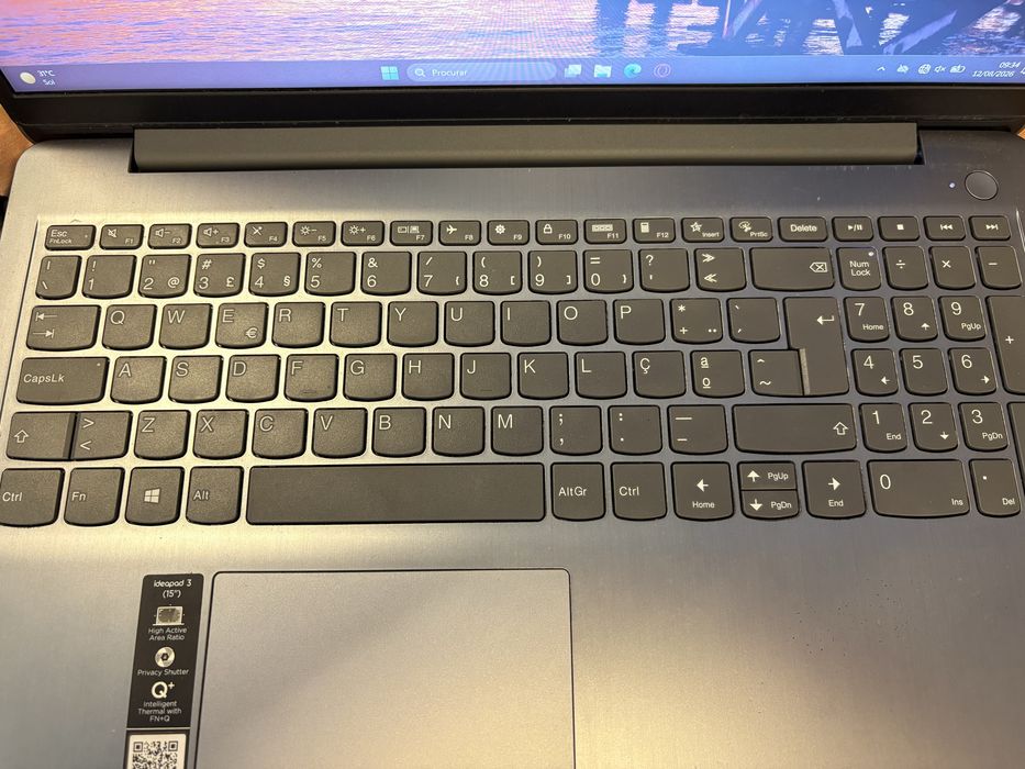 Portátil Lenovo IdeaPad 3 15ALC6