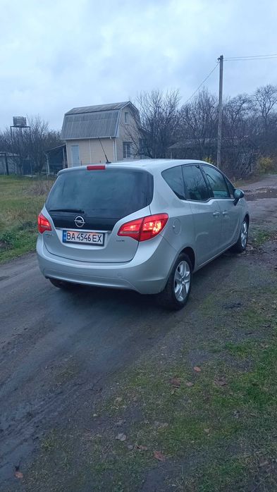 Опель меріва в гарному стані