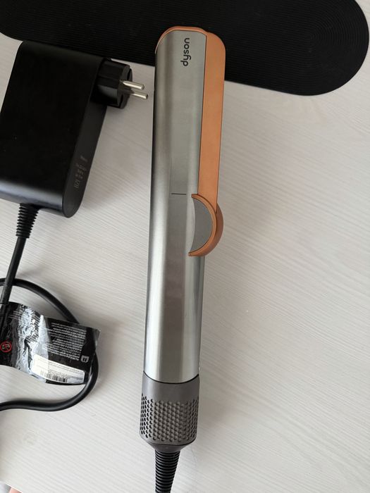 dyson airstrait  оригінал