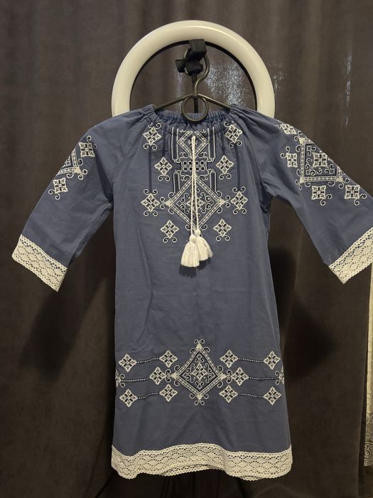 Вышиванка на девочку !