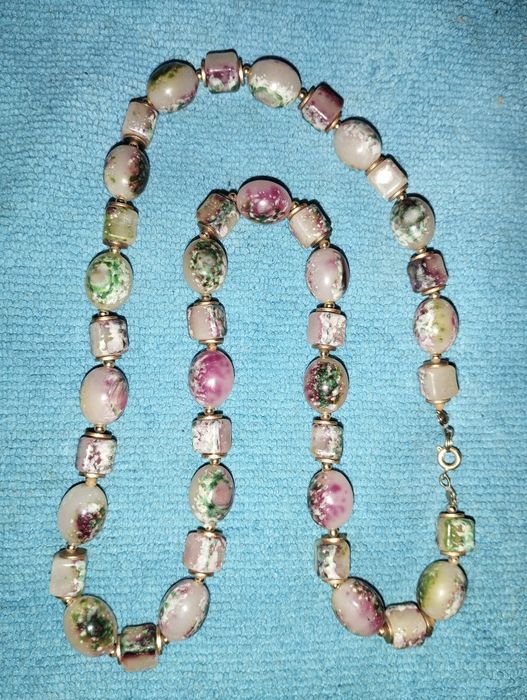 Korale vinted wzór kwiatowy