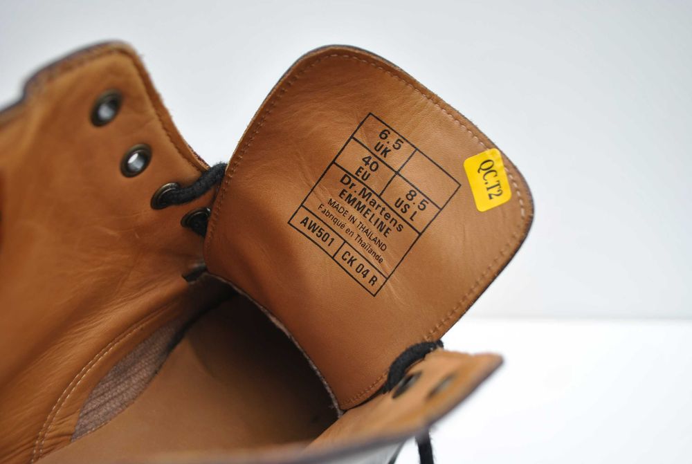 Botki trzewiki Dr Martens Emmelie