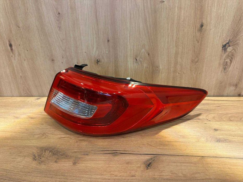 Фонарь задний левый, правый внешний Sonata 2015 LF аналог