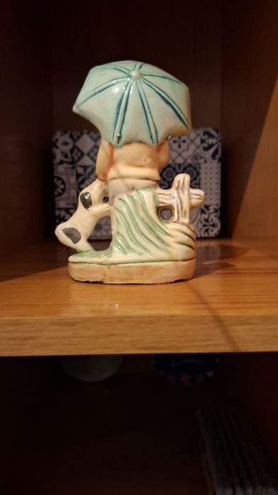 Three Statuettes437438342245263364