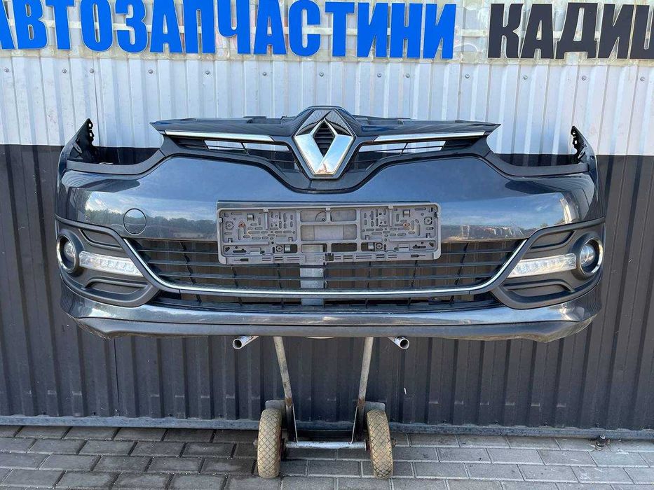 Бампер Передній Renault Megane 3 (2013-2015) Бампер Рено Мегна 3 2013 2014 2015