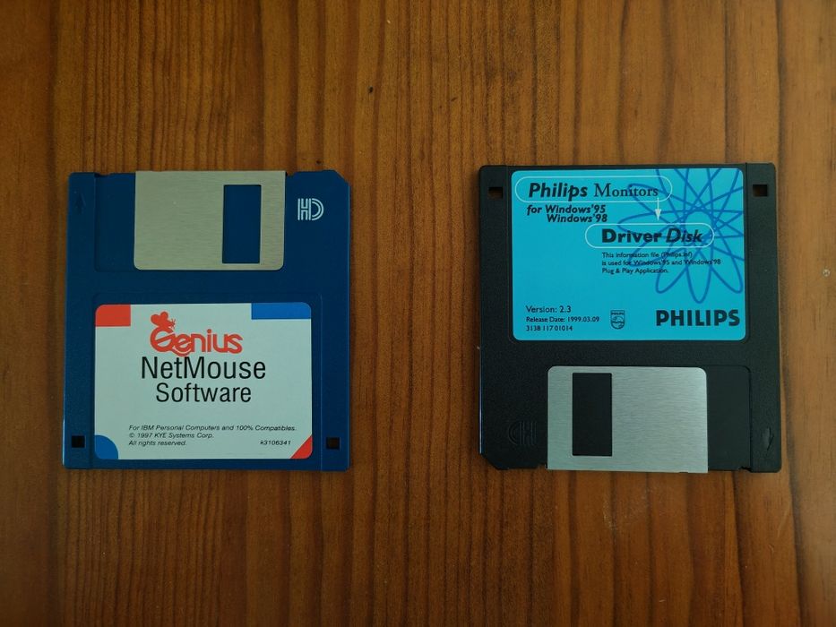 Disquetes de Driver para Monitor Philips Windows 95 e 98 e Genius NetMouse Software