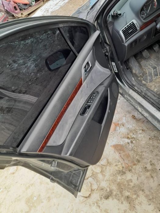 Продаю двери Peugeot 407  1.6 дизель