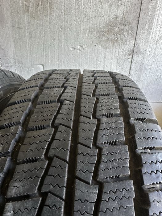 Мерседес Віто зимові Hankook Winter 215/65 R16C
