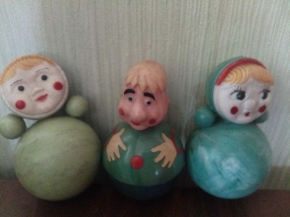 Кукла - неваляшка