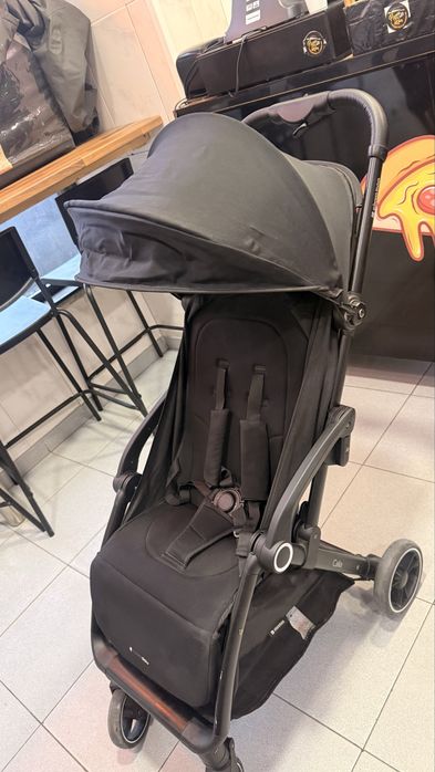 Carrinho de bebe compacto