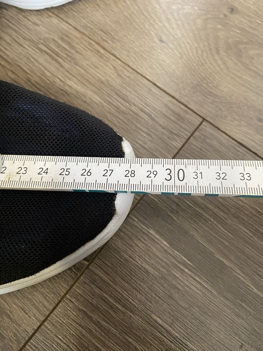 Кросівки Nike Revolution 5