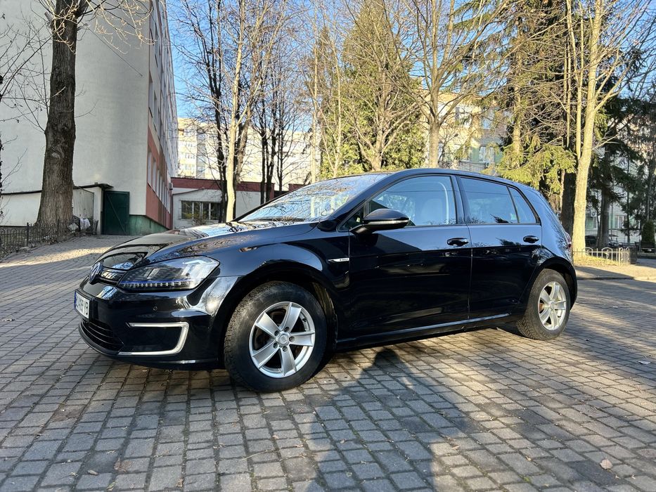 Оренда Авто Львів  Volkswagen e-Golf