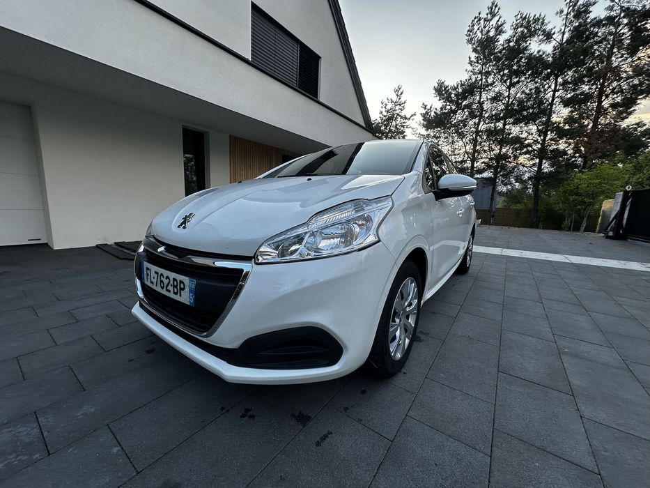 Peugeot 208 VAN VAT-1 ciężarowy  1.2 benzyna 82 KM VAN ciężarowy VAT-1 pełna FVAT