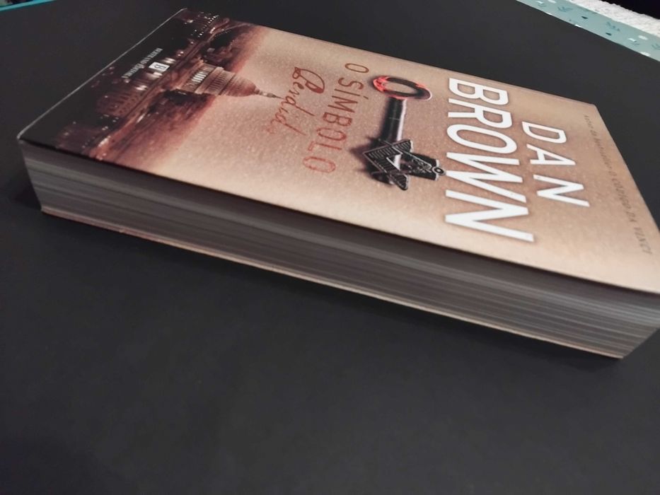 Livro "O Símbolo Perdido" de Dan Brown