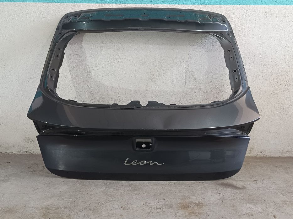 Tampa da Mala / Tampa Traseira SEAT Leon OEM 5FA827023