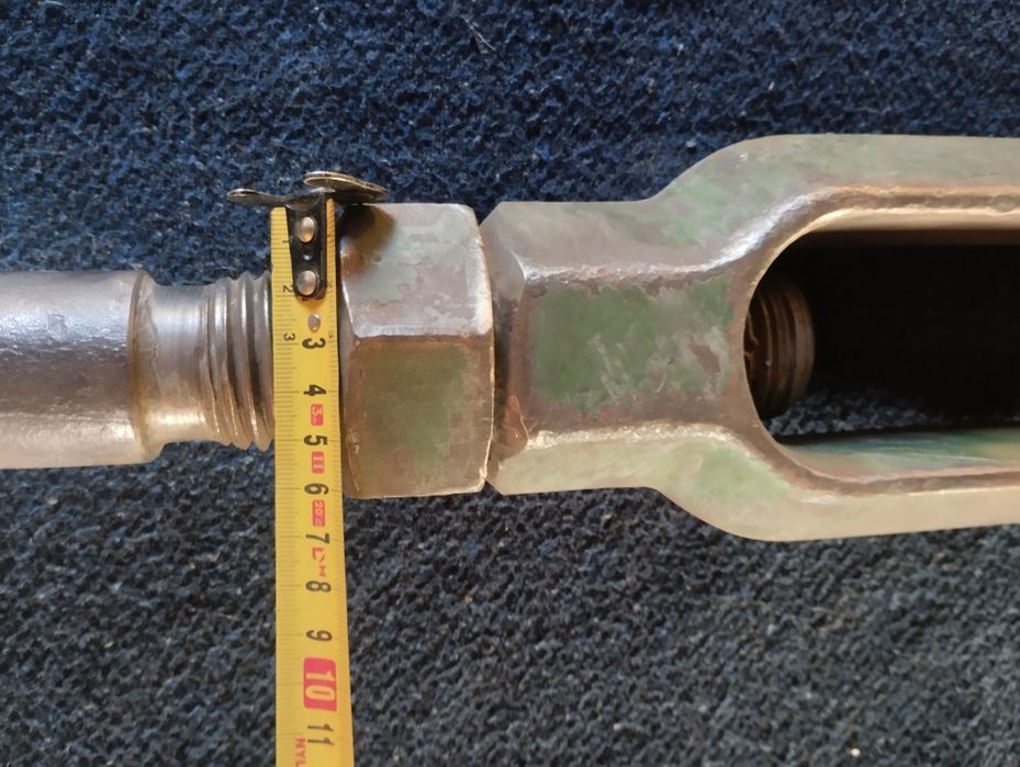 Стяжний гвинт, стяжка, талреп.