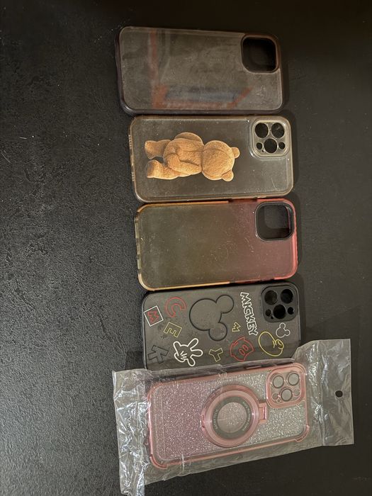 Віддам чохли на айфон 12ProMax