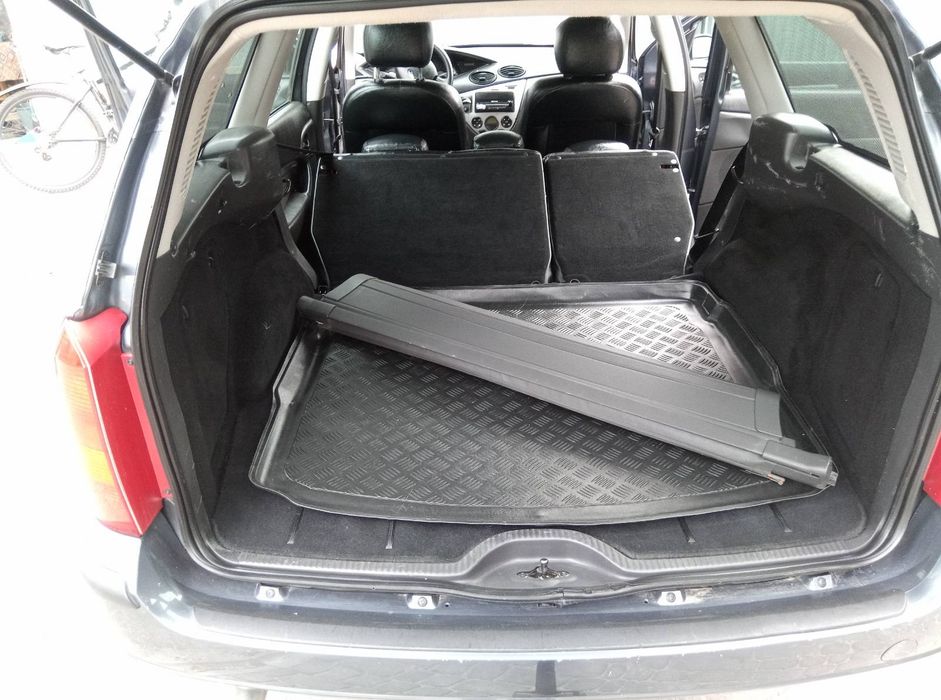 Продам ford focus 2004 бензин16