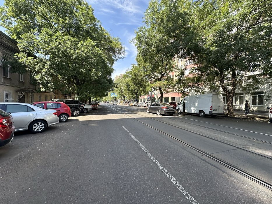 Продажа фасадного помещения. Без комиссии!