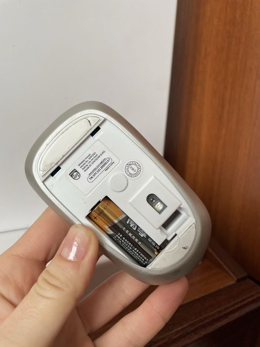 Бездротова мишка компʼютерна Philips