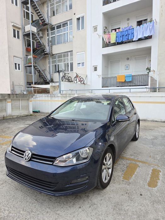 VW Golf 1.6 TDi blue motion — photo 2