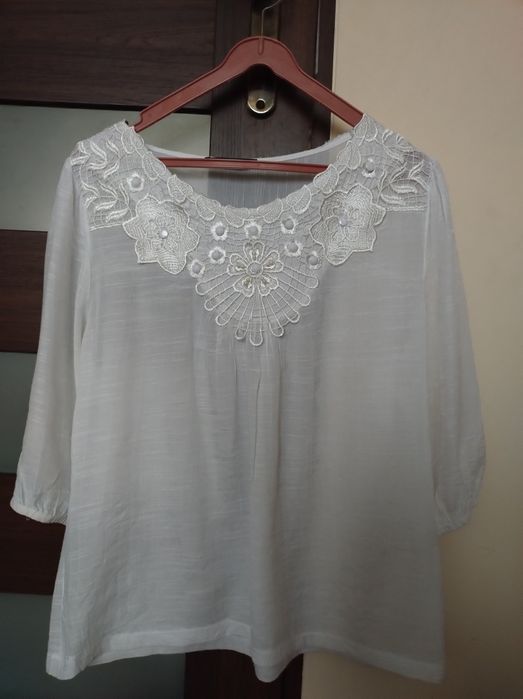 Biała bluzeczka rękaw 3/4