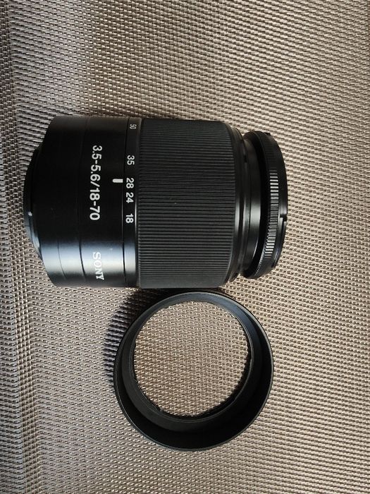 Objetiva Sony 18-70 DT 3.5 a 5.6