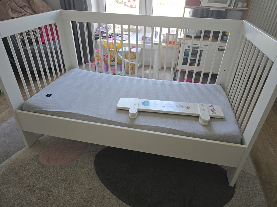 Pinio Łóżeczko-tapczanik 140x70 Łóżko i materac