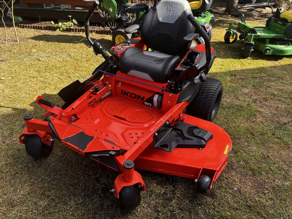 ARIENS IKON 60cali 152cm USAkawasaki 23KM traktorek kosiarka zero turn