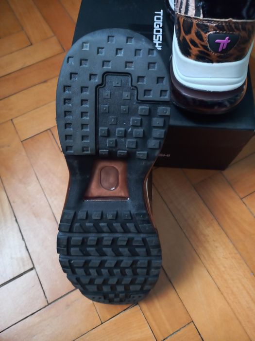 Sneakersy damskie Togoshi 40