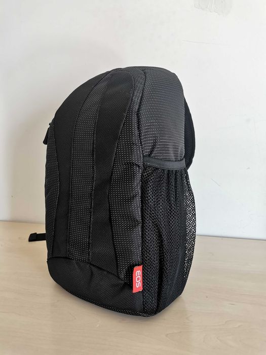 Canon EOS 700D (Objetiva 18-135mm) como nova