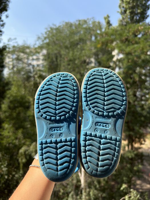 Босоніжки для хлопчика crocs с10
