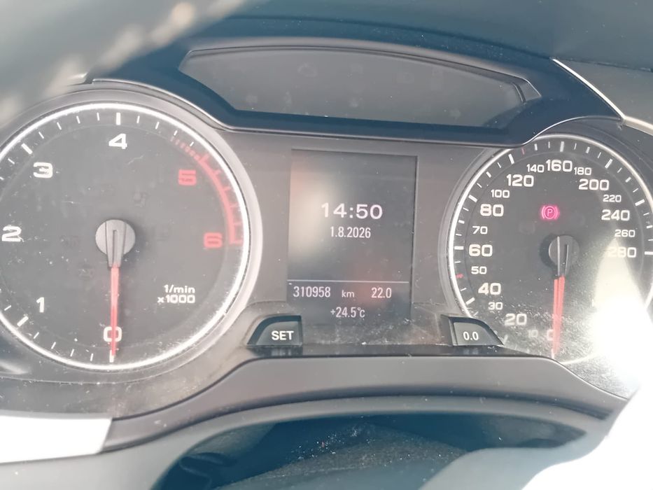 Audi a4 B8 2.0 TDI 2011