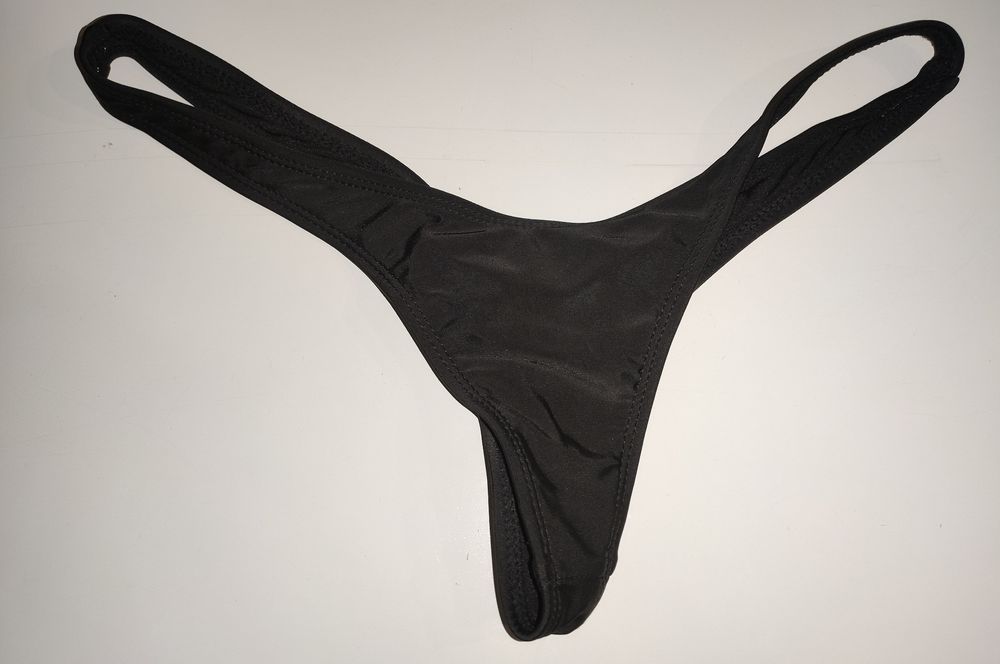 Tanga brasileira fio dental