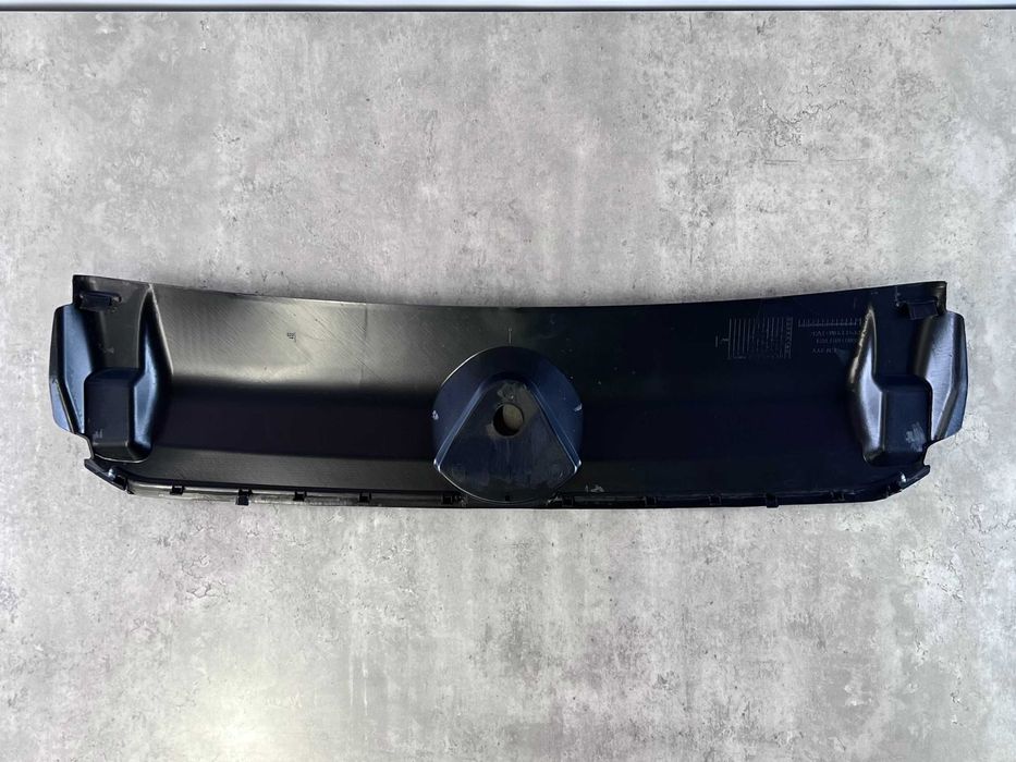 Накладка на переднього бампер - AUDI A4 ( B9 ) 8W0807081