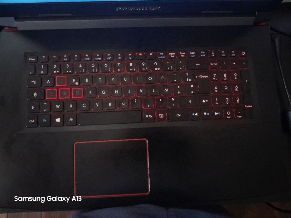 Acer Predator Helios 300423492317484820481