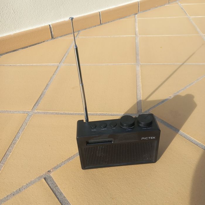 Radio digital FM/DAB, despertador