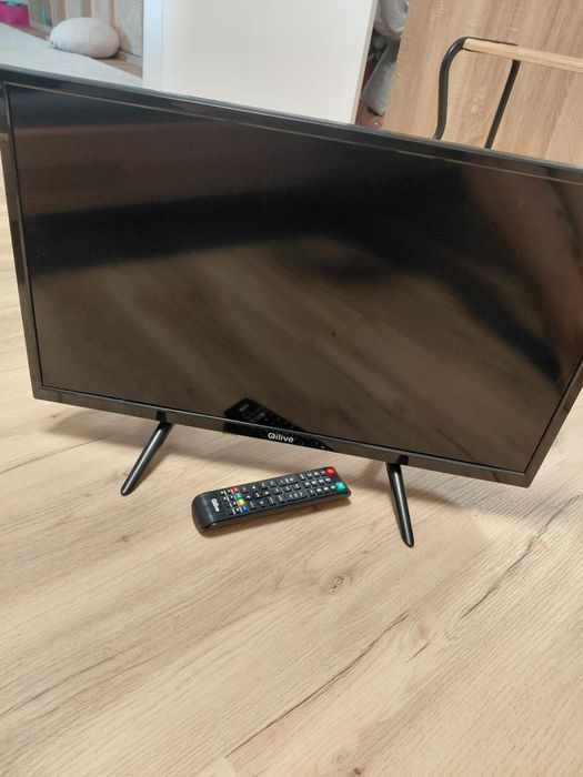 Televisao qlive impecável  24