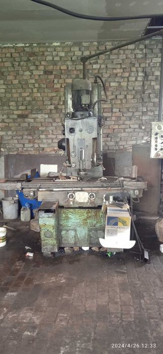 Распродажа токарных , фрезерных станков . Есть с чпу , Пресса, молот.