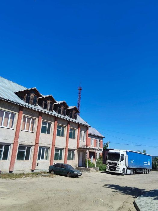 Готовий логістичний/виробничий центр біля Львова  (траса М-10)