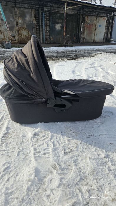 Коляска  2  в 1 корела браво