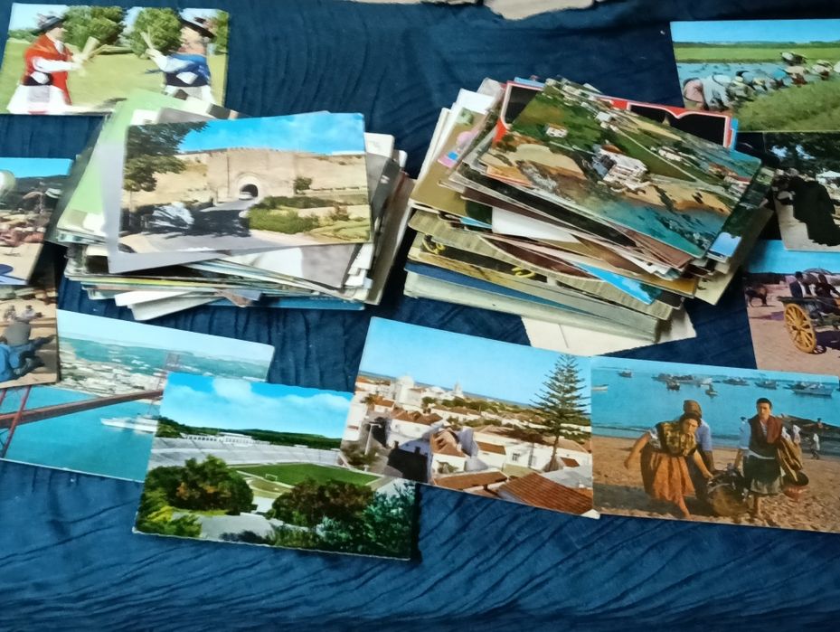 Lote de cerca de 200 postais diversos