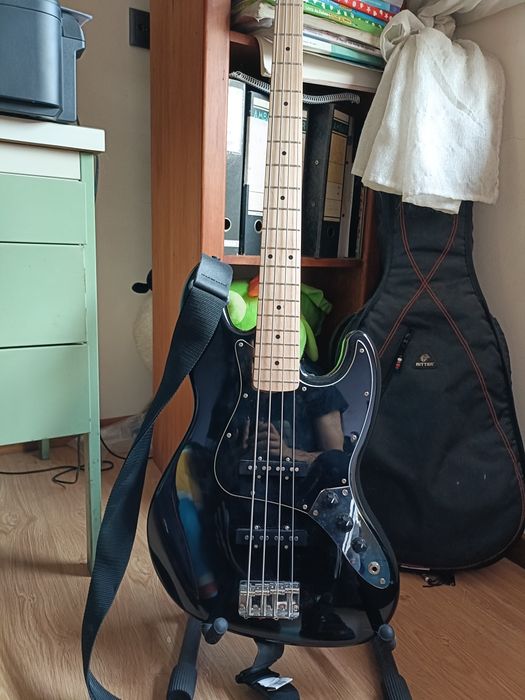 Conjunto Baixo elétrico iniciantes