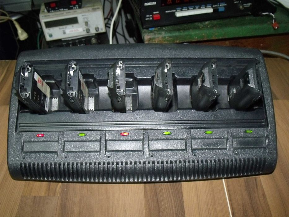 Motorola GP360/GP340 WPLN4197A Ładowarka Bazowa