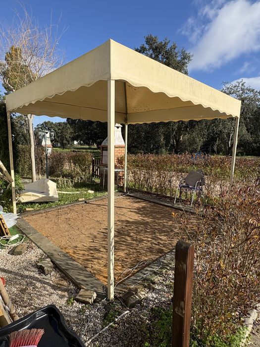 Só Estrutura de Harem  3 x 3 m.