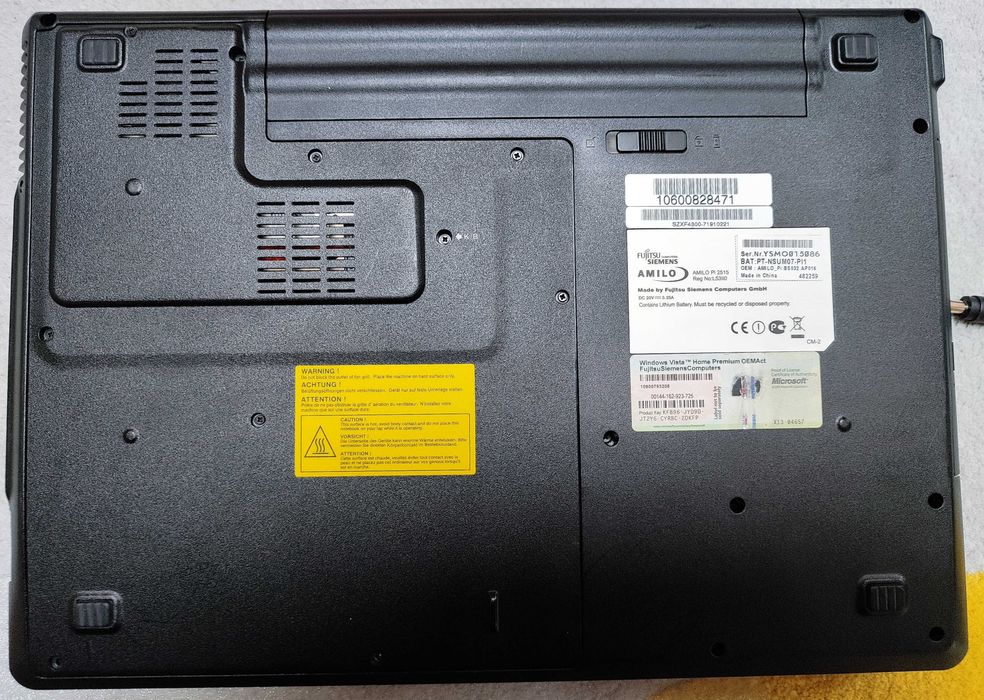 Portatil Fujitsu Siemens Amilo Pi 2515